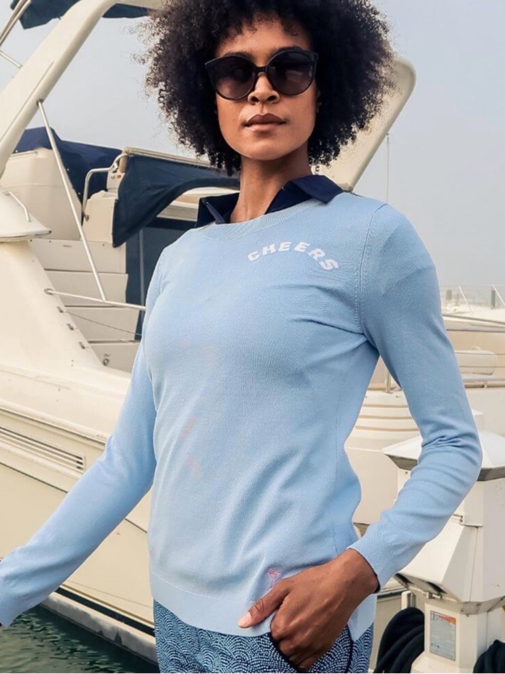 GOLFTINI WOMEN'S CHEERS CREW NECK SWEATER